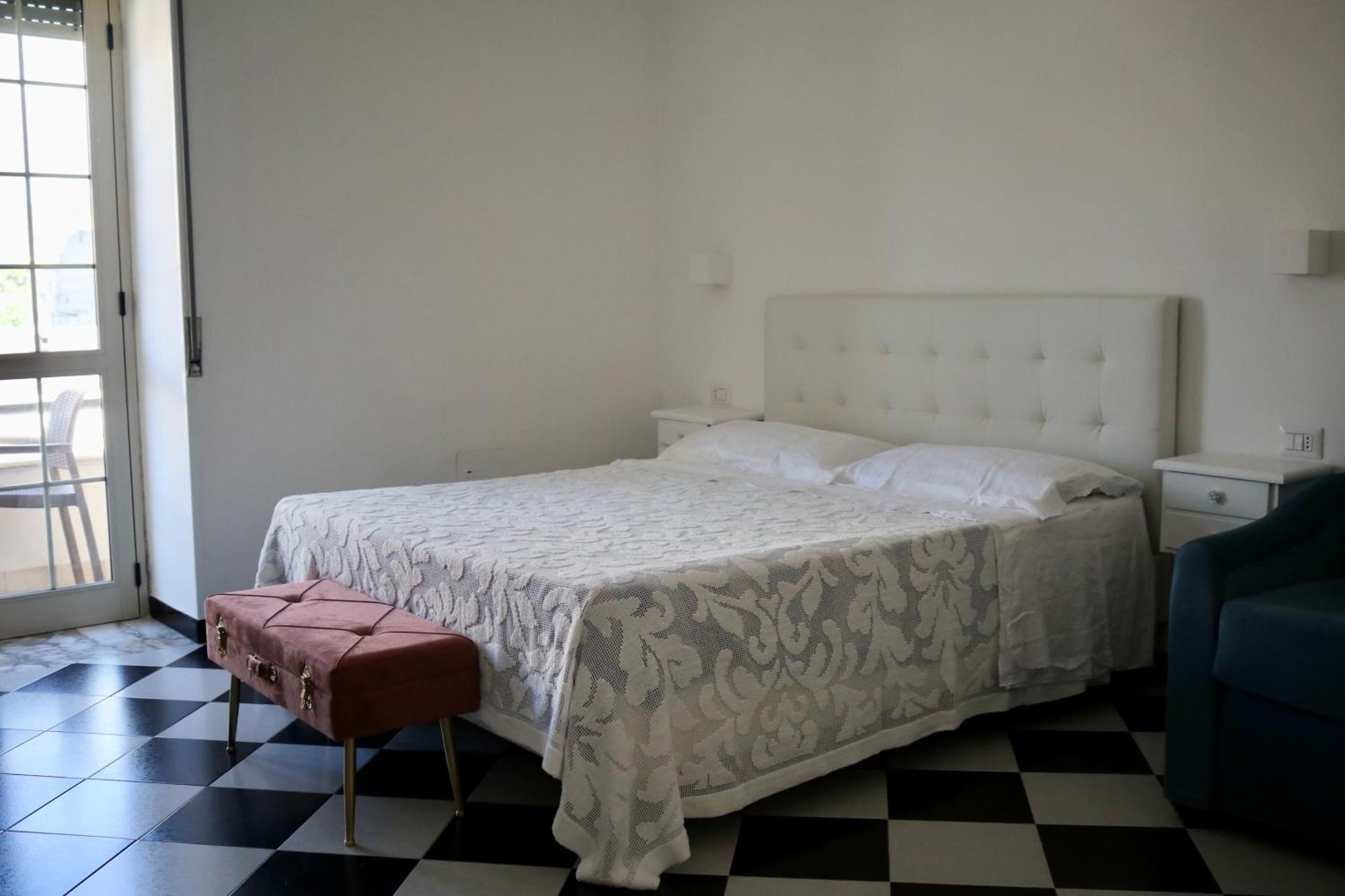 Palazzo Di Donna Panoramic Terraces And Private Parking Strategic To Amalfi Coast, Pompei, Napoli Villa Sant'Egidio del Monte Albino Exterior photo